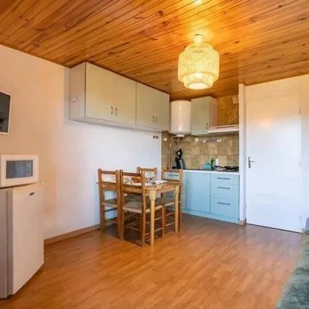 Lägenhet 4 Personnes Le Peric A Terrasse Avec Vue Les Angles (Pyrenees-Orientales)