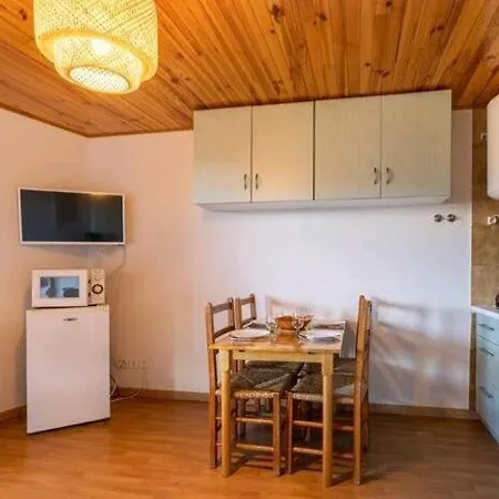 4 Personnes Le Peric A Terrasse Avec Vue Lägenhet *